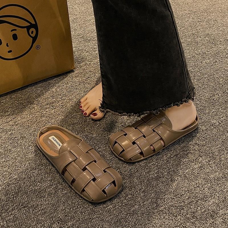 Baotou half slippers woman 2025 new lazy woman wearing flat bottom one pedal beach shoes woman 35
Baotou half slippers woman 2025 new lazy woman wearing flat bottom one pedal beach shoes woman 35