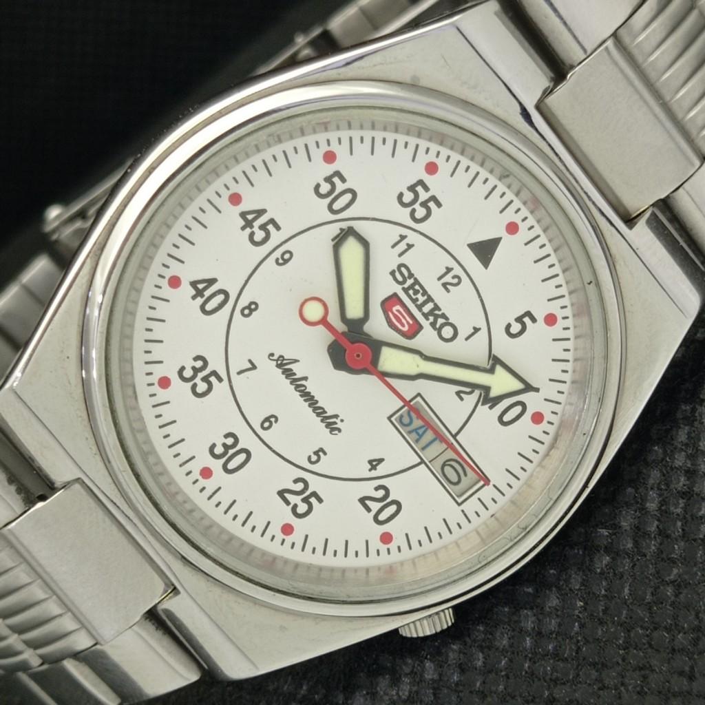 Б/У винтажные мужские часы SEIKO 5 AUTO 7009A из Японии D/D белого цвета 594a-a311749-2 SKU594a-a311749 
Б/У винтажные мужские часы SEIKO 5 AUTO 7009A из Японии D/D белого цвета 594a-a311749-2 SKU594a-a311749