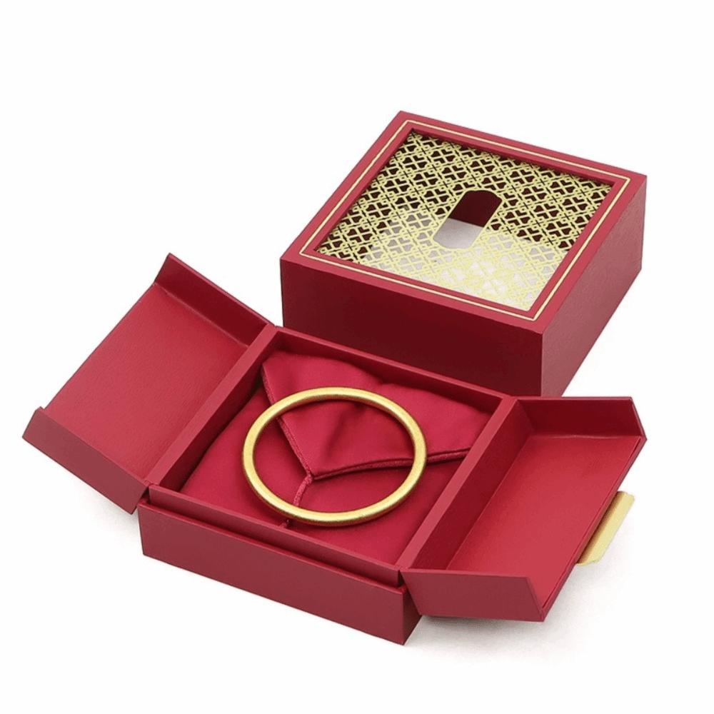 Hollow Out Gold Jewelry Box Double Open Bracelet Storage Case Gift Packaging червоний
Hollow Out Gold Jewelry Box Double Open Bracelet Storage Case Gift Packaging червоний