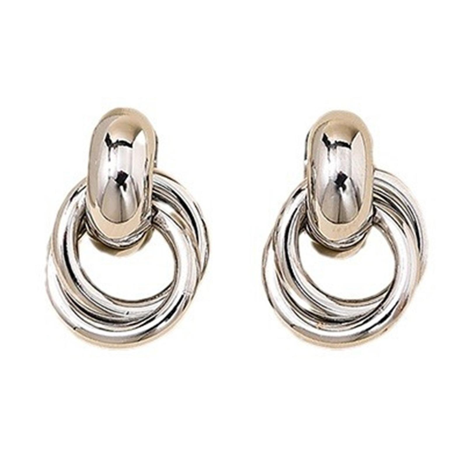 1 пара серег-колец Модные украшения для ушей Повседневные украшения Сплав Материал Пусеты Подходят для повседневного образа
1 пара серег-колец Модные украшения для ушей Повседневные украшения Сплав Материал Пусеты Подходят для повседневного образа