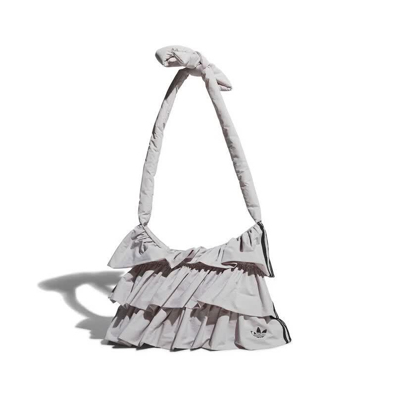 Adidas Women s Trefoil Shoulder Bag One Size
Adidas Women s Trefoil Shoulder Bag One Size