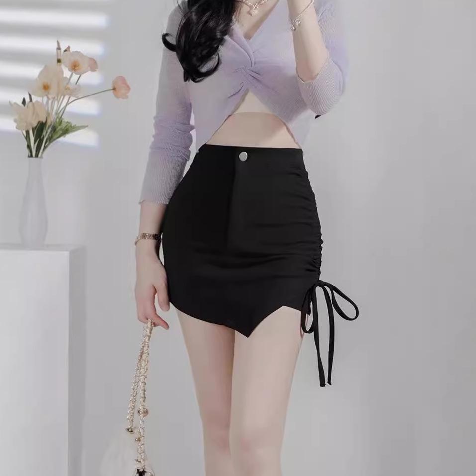Women s Black Irregular High-Waist Midi Skirt, Summer 2024 Trend, A-line Style, Bodycon Fit 4XL чёрный
Women s Black Irregular High-Waist Midi Skirt, Summer 2024 Trend, A-line Style, Bodycon Fit 4XL чёрный