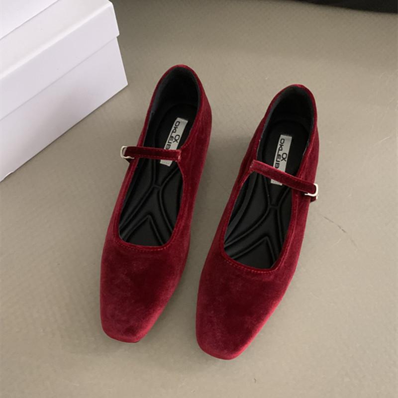 Мода Bailamos Осень Новые Женские Бархатные Балетки с Квадратным Носком Мелкие с Пряжкой Элегантная Подошва Женские Туфли Лоферы Повседневные Обувь Muje 39 красный
Мода Bailamos Осень Новые Женские Бархатные Балетки с Квадратным Носком Мелкие с Пряжкой Элегантная Подошва Женские Туфли Лоферы Повседневные Обувь Muje 39 красный
