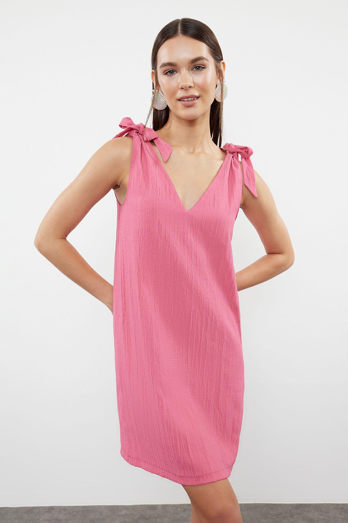 Women s Style Dress Fuchsia Plain Relaxed Mini Woven 99% Polyester,1% Elastane Dress XS
Women s Style Dress Fuchsia Plain Relaxed Mini Woven 99% Polyester,1% Elastane Dress XS