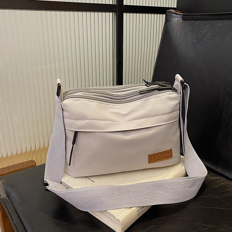 The same cloth bag for men and women is fashionable, simple shoulder bag, compartment, large capacity women s bag, multi-layer crossbody bag for women сірий колір
The same cloth bag for men and women is fashionable, simple shoulder bag, compartment, large capacity women s bag, multi-layer crossbody bag for women сірий колір