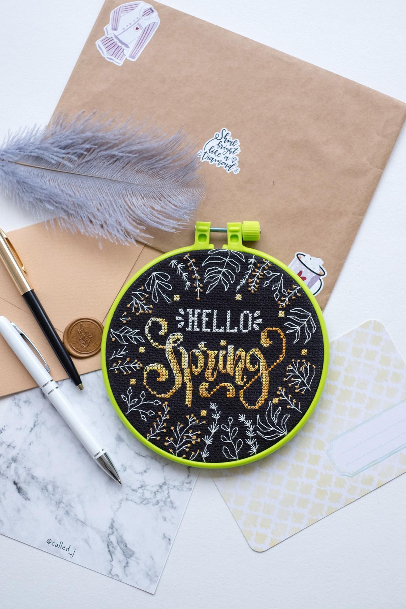 Набір для вишивання хрестиком Абріс Арт Написи Spring 150*150mm
Набір для вишивання хрестиком Абріс Арт Написи Spring 150*150mm