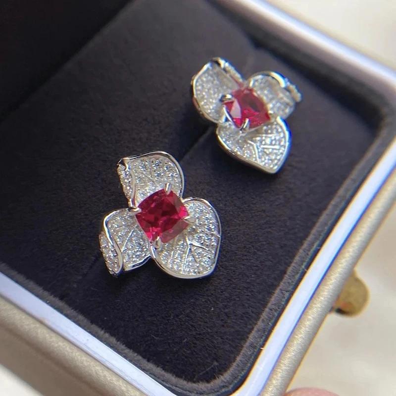 CAOSHI Bright Red Zirconia Stud Earrings Aesthetic Female Flower Zircon for Engagement Ceremony Graceful Accessories for Lady
CAOSHI Bright Red Zirconia Stud Earrings Aesthetic Female Flower Zircon for Engagement Ceremony Graceful Accessories for Lady
