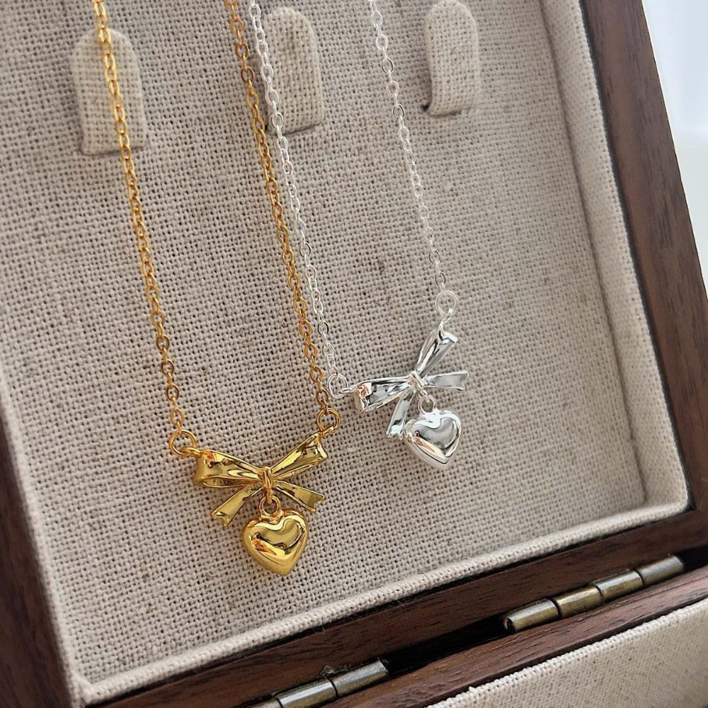 Silver Bow Love Necklace Cute Heart Pendant Necklace Creative Bow Collarbone Necklace Girls срібний
Silver Bow Love Necklace Cute Heart Pendant Necklace Creative Bow Collarbone Necklace Girls срібний