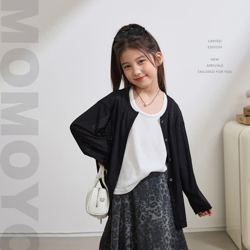 Girls Lightweight Sun Protection Cardigan 150
Girls Lightweight Sun Protection Cardigan 150
