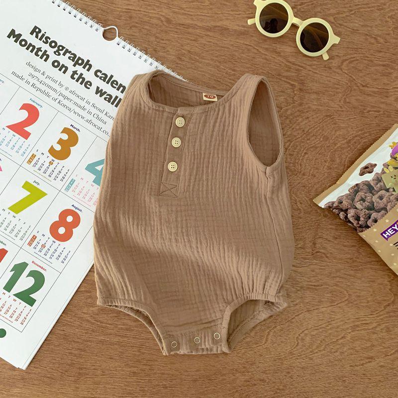 2026 Baby Sleeveless Romper Summer New Product for Boys and Girls, Solid Color Open-Neck Crepe Thin Casual One-Piece Crawling Suit Khaki 73
2026 Baby Sleeveless Romper Summer New Product for Boys and Girls, Solid Color Open-Neck Crepe Thin Casual One-Piece Crawling Suit Khaki 73