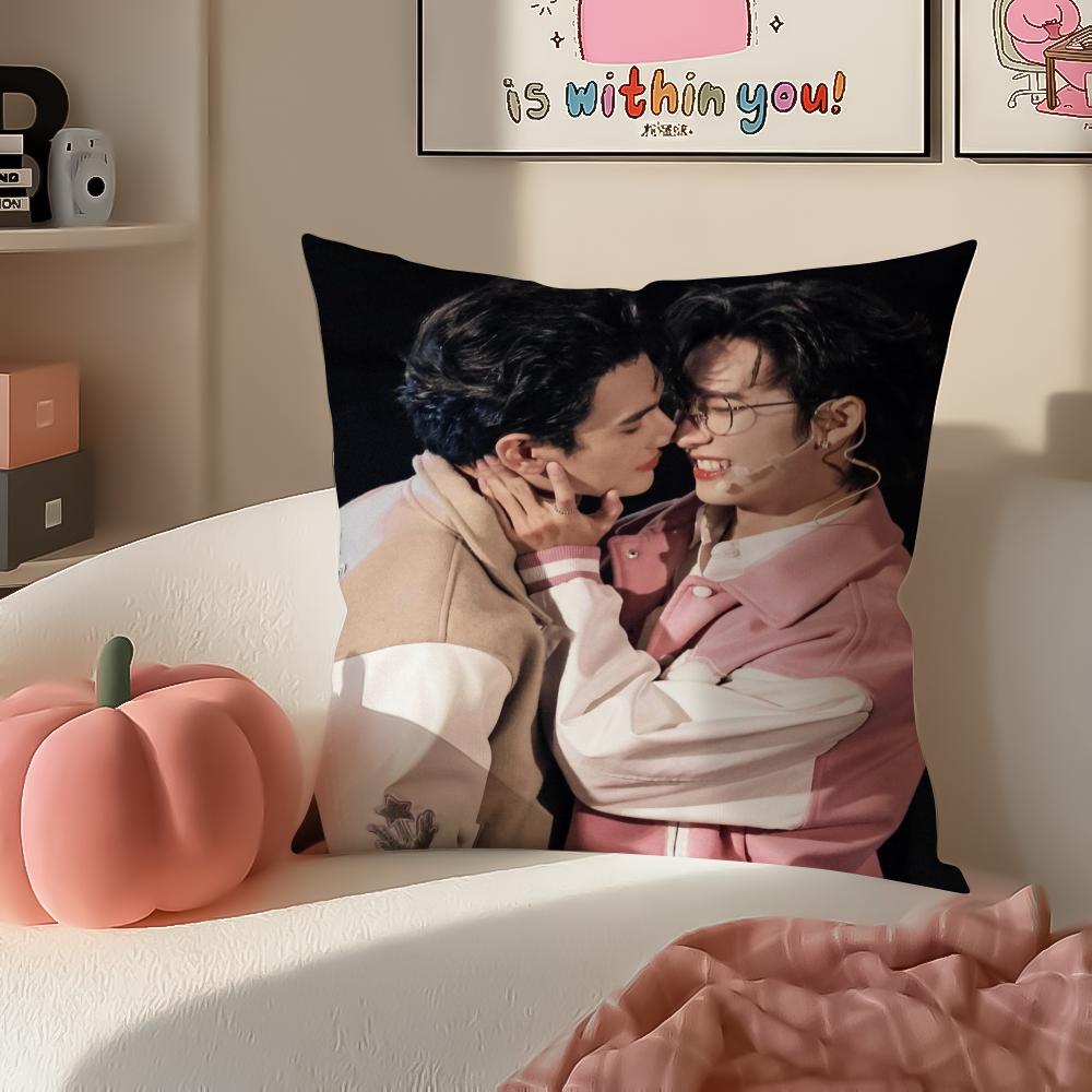 Game stylish PPit BBabe Cushion Cover Pillowcase Short Plush Invisible zipper Room Sofa Cushion Cover 30X30cm
Game stylish PPit BBabe Cushion Cover Pillowcase Short Plush Invisible zipper Room Sofa Cushion Cover 30X30cm
