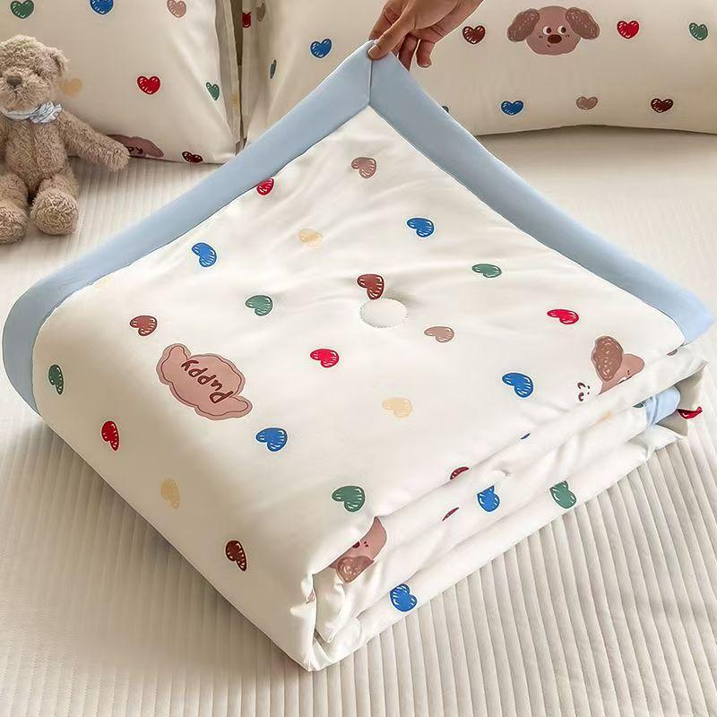 Hot Printed Quilting Summer Quilts Queen Mechanical Wash Soft Comforter Single Double Blanket Quilt for Children Adult 200x230cm Hotel Travel 70X100cm Thin Quilts
Hot Printed Quilting Summer Quilts Queen Mechanical Wash Soft Comforter Single Double Blanket Quilt for Children Adult 200x230cm Hotel Travel 70X100cm Thin Quilts