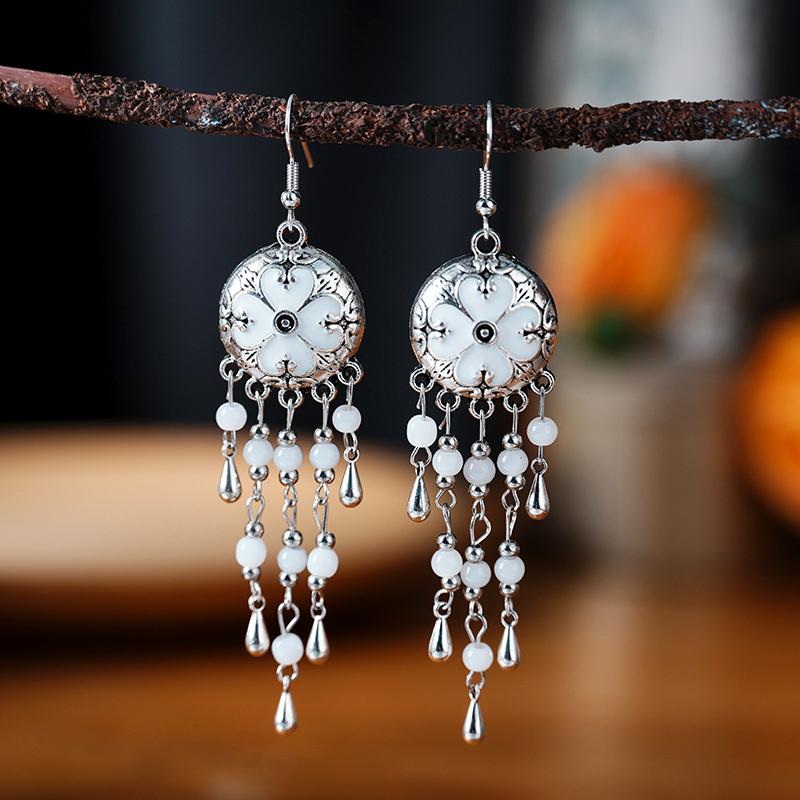 Vintage Ethnic Style Metal Tassel Water Drop Earrings for Women Round Drop Glaze Crystal Beads Handmade Earring Female Jewelry брудно-білий
Vintage Ethnic Style Metal Tassel Water Drop Earrings for Women Round Drop Glaze Crystal Beads Handmade Earring Female Jewelry брудно-білий