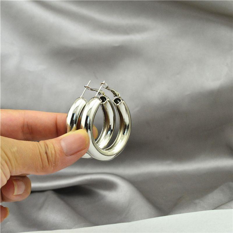 Jewelry Original Design Silver-Plated Gold-Plated Elegant Bold Circle Earrings New Fashion Earless Ear Clip Ear Ring 466 thick circle 4cm silver ear needle pair
Jewelry Original Design Silver-Plated Gold-Plated Elegant Bold Circle Earrings New Fashion Earless Ear Clip Ear Ring 466 thick circle 4cm silver ear needle pair