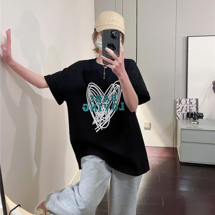 Pure cotton 2025 summer new fashion Hong Kong style loose printing short-sleeved T-shirt women s versatile top t-shirt tide 3XL
Pure cotton 2025 summer new fashion Hong Kong style loose printing short-sleeved T-shirt women s versatile top t-shirt tide 3XL