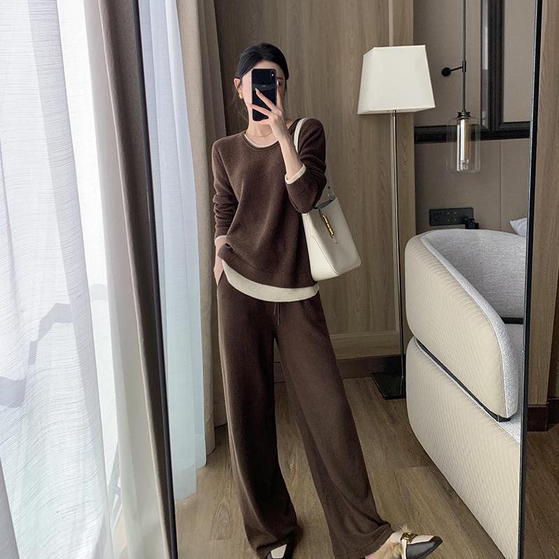 7591 French Light Luxury Knitwear & Wide-Leg Pants Autumn Set for Women Extra Large кофейный
7591 French Light Luxury Knitwear & Wide-Leg Pants Autumn Set for Women Extra Large кофейный