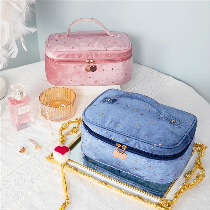 Velvet Makeup Bag Flannel Portable Replacement Lipstick Storage Bag Star Velvet Cloth Portable Travel Storage Washing Bag розовый
Velvet Makeup Bag Flannel Portable Replacement Lipstick Storage Bag Star Velvet Cloth Portable Travel Storage Washing Bag розовый