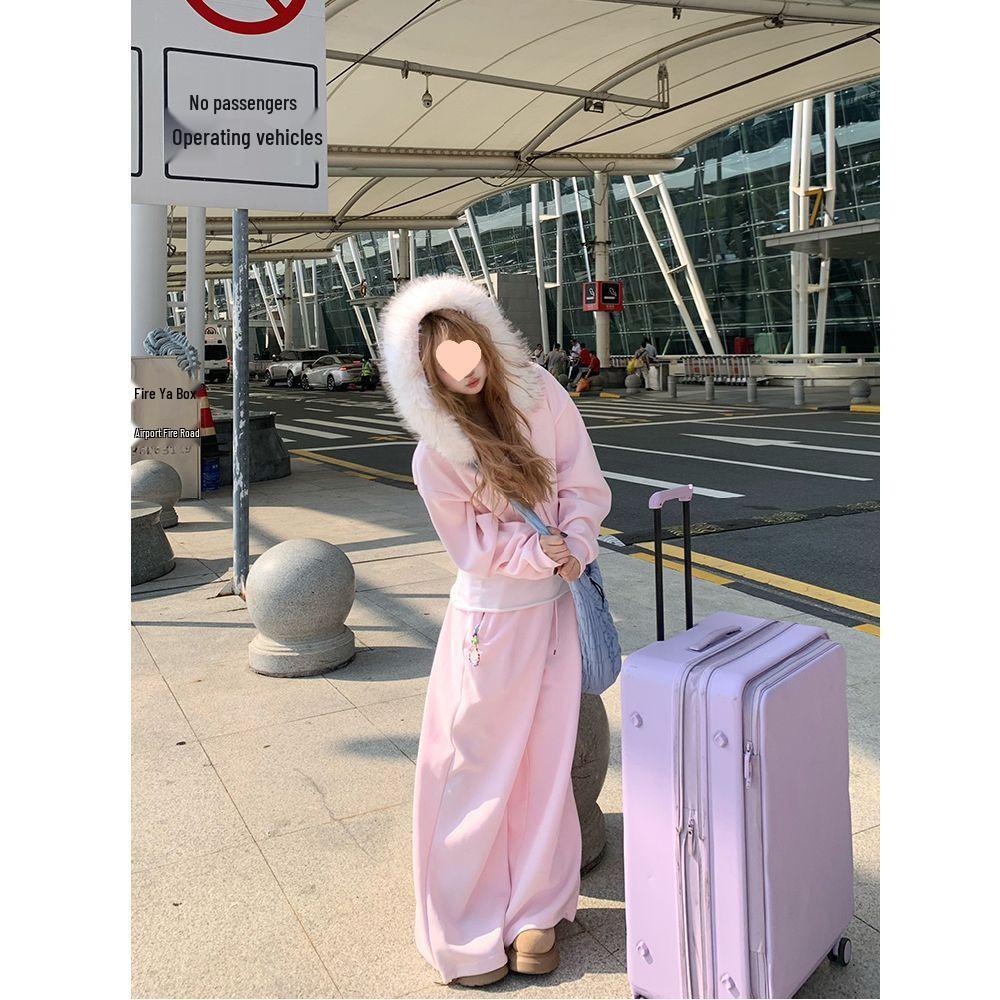 Sweet & Gentle Pink Fur Collar Jacket with Wide Leg Pants - Women s Autumn Winter Casual Sportswear Set Small
Sweet & Gentle Pink Fur Collar Jacket with Wide Leg Pants - Women s Autumn Winter Casual Sportswear Set Small