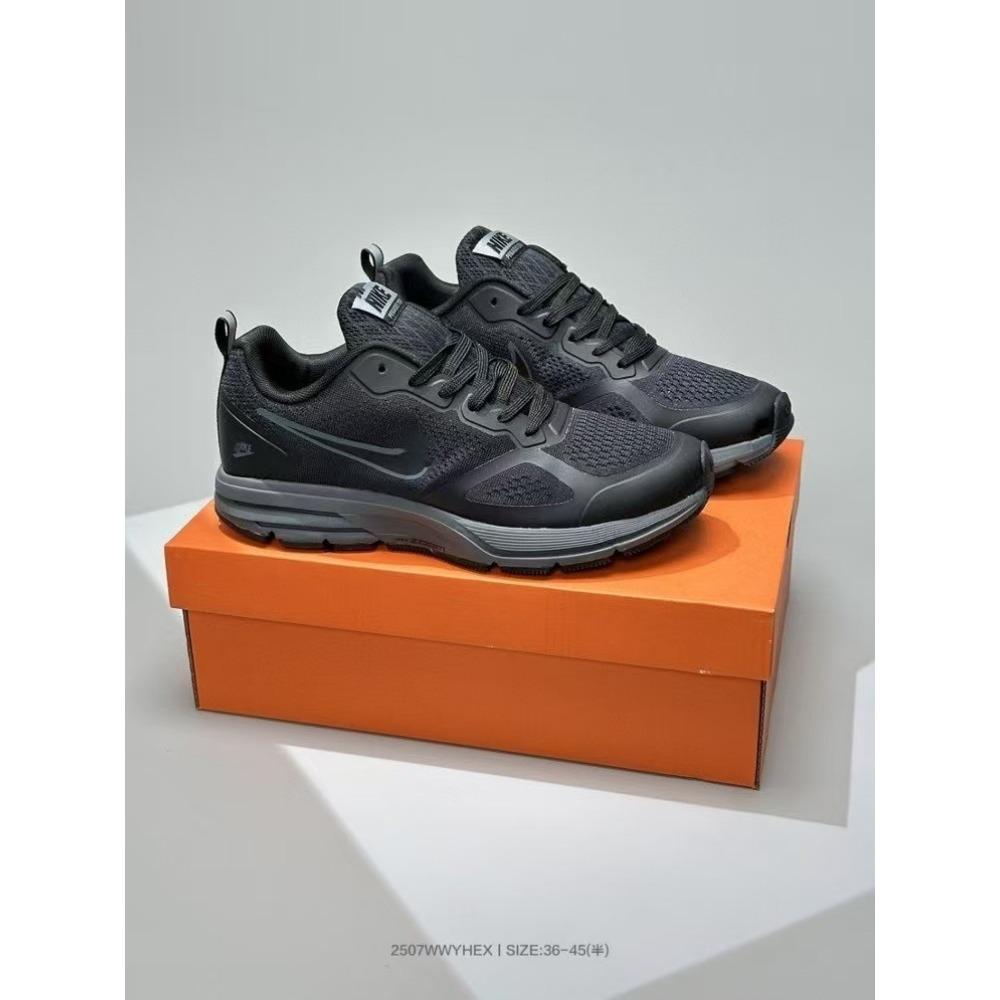 Men s and women s running shoes 26th generation mesh breathable cushioning fast sports shoes 45
Men s and women s running shoes 26th generation mesh breathable cushioning fast sports shoes 45