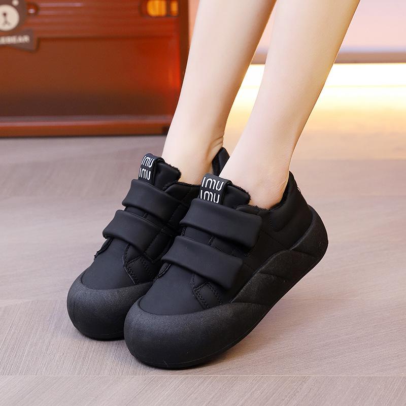 velvet snow cotton shoes for women s winter new popular platform sports and leisure versatile board shoes for women 40 чорний
velvet snow cotton shoes for women s winter new popular platform sports and leisure versatile board shoes for women 40 чорний