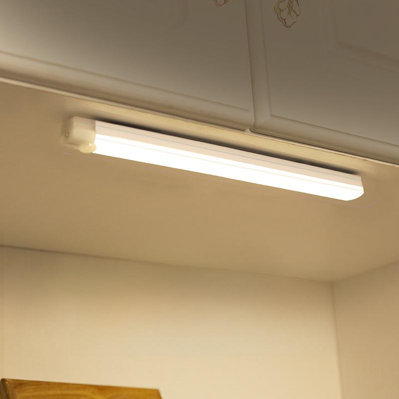 Умный перезаряжаемый светодиодный светильник для шкафа с магнитной полосой и датчиком движения 2-3W
Умный перезаряжаемый светодиодный светильник для шкафа с магнитной полосой и датчиком движения 2-3W