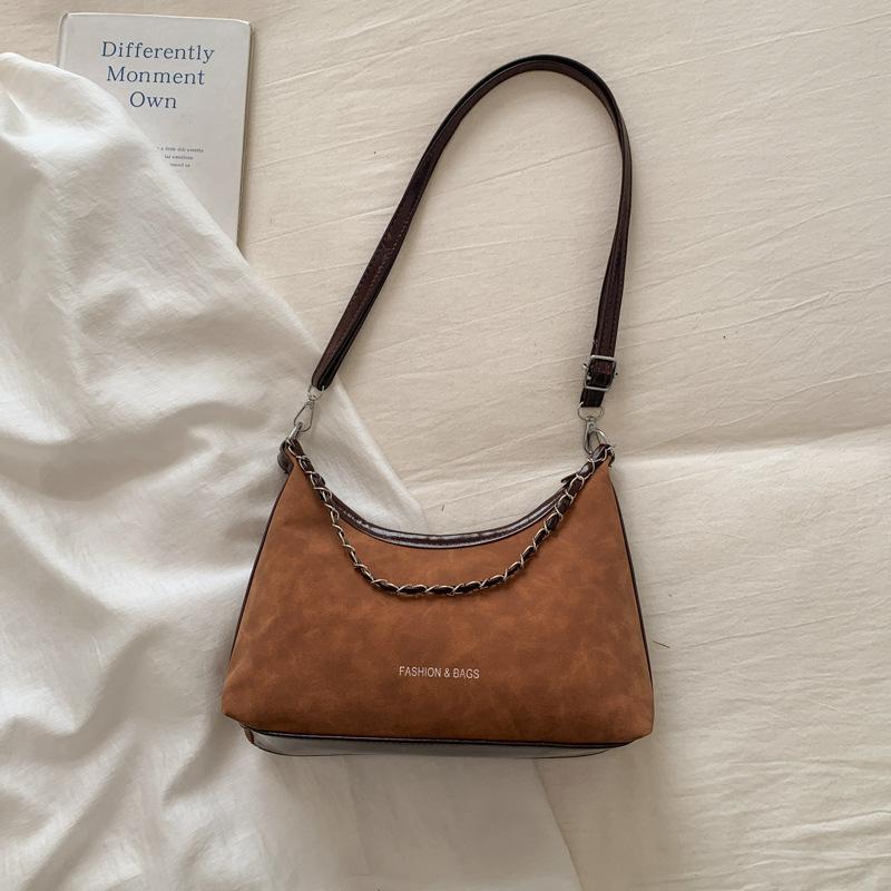 Tote bag Large capacity leisure commuter bag Versatile shoulder messenger bag Fashion trend niche women s bag
Tote bag Large capacity leisure commuter bag Versatile shoulder messenger bag Fashion trend niche women s bag