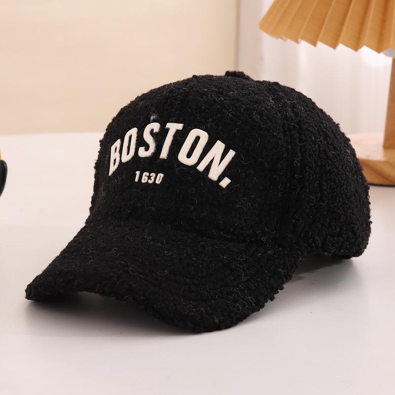 Новые осенне-зимние мультяшные детские шапки для мальчиков и девочек, кепки-утки из овчины, зимние теплые бейсболки, трендовые в корейском стиле (50-54cm)
Новые осенне-зимние мультяшные детские шапки для мальчиков и девочек, кепки-утки из овчины, зимние теплые бейсболки, трендовые в корейском стиле (50-54cm)