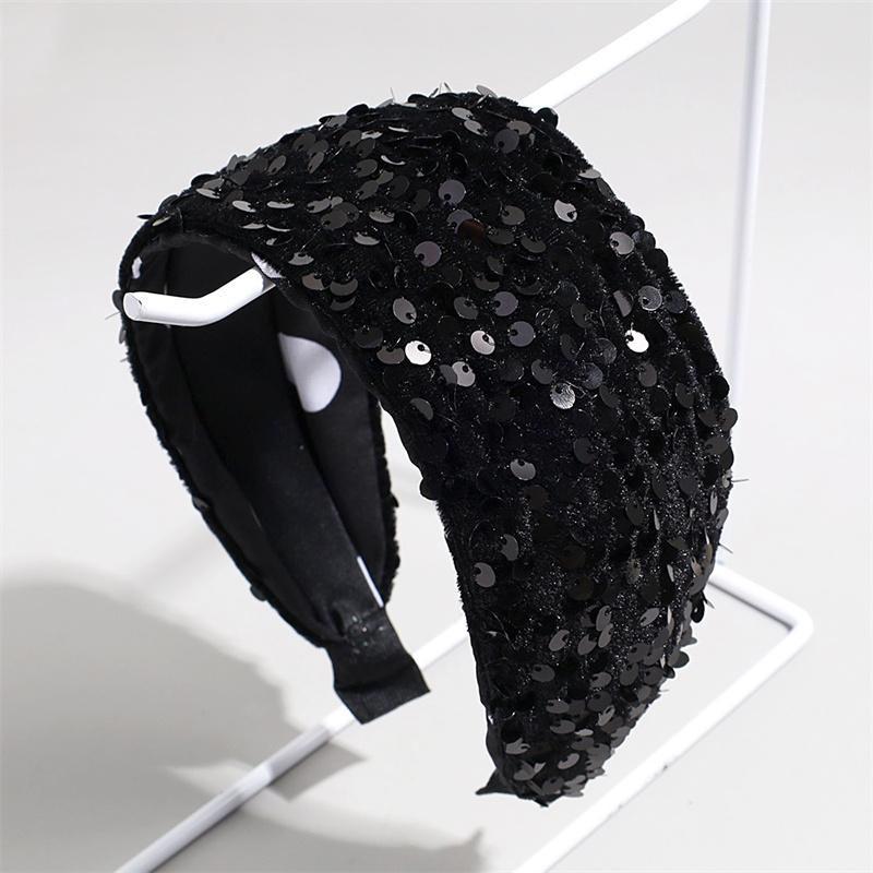 Модная женская широкая повязка на голову 7 см с блестящими бусинами для взрослой вечеринки, свадьбы, свадебное украшение для головы
Модная женская широкая повязка на голову 7 см с блестящими бусинами для взрослой вечеринки, свадьбы, свадебное украшение для головы