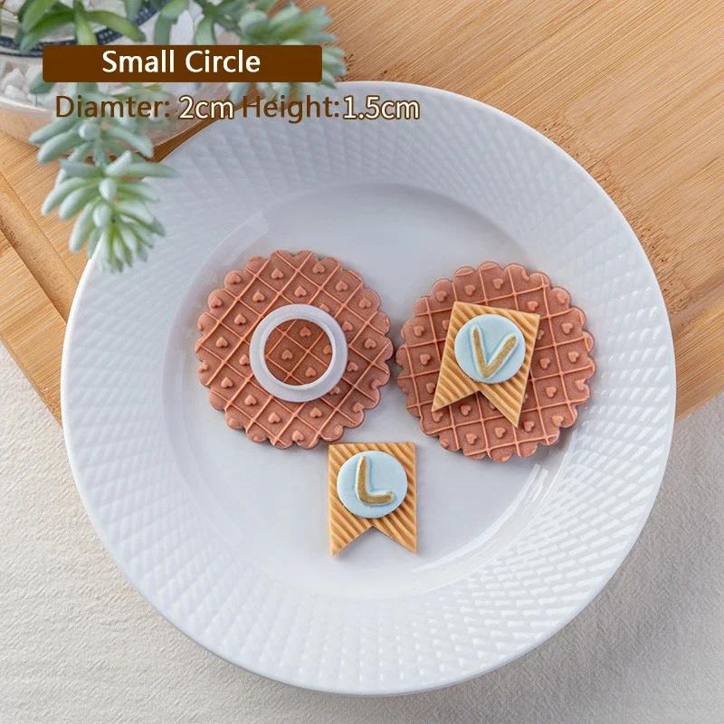 Geometric Love Pattern Valentine s Day Fondant Biscuit Mold English Letter 3D Embossing Stamp Wedding Birthday Party Baking Tool
Geometric Love Pattern Valentine s Day Fondant Biscuit Mold English Letter 3D Embossing Stamp Wedding Birthday Party Baking Tool