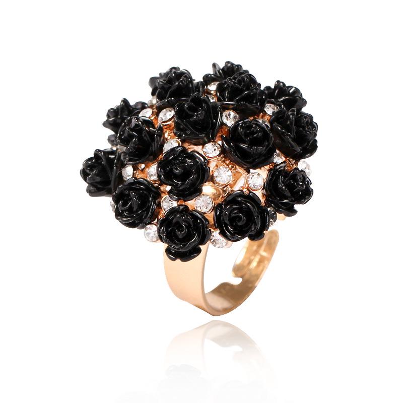 Personalized Creative Rose Ring - Fashionable Vintage Ring
Personalized Creative Rose Ring - Fashionable Vintage Ring