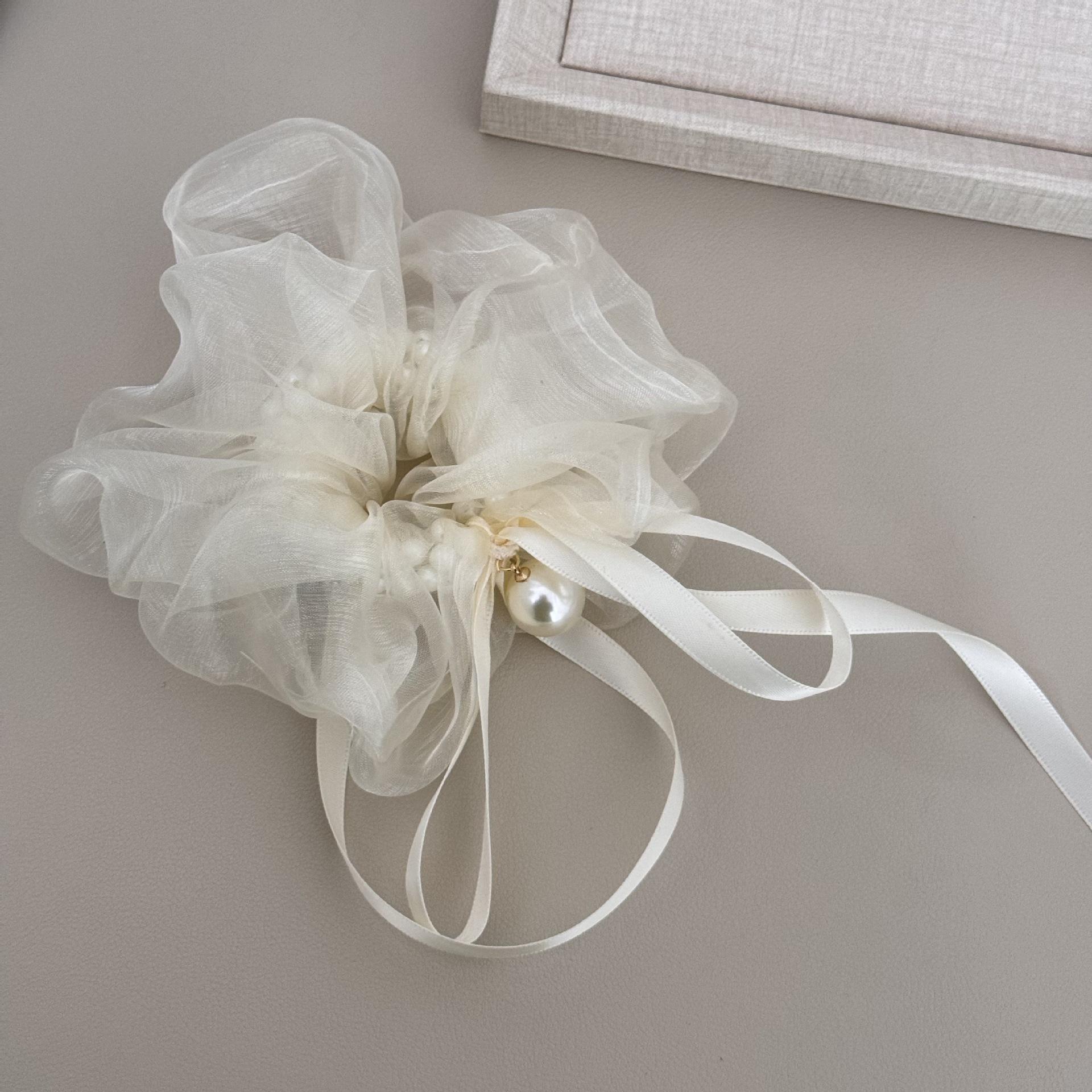 Большие эластичные резинки для волос скранчи аксессуары для девочек женщин корейские завязки бант дизайнерские винтажные жемчужные популярные новинки в моде
Большие эластичные резинки для волос скранчи аксессуары для девочек женщин корейские завязки бант дизайнерские винтажные жемчужные популярные новинки в моде