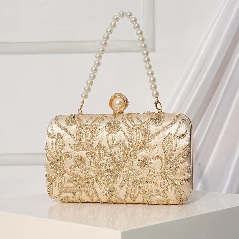 Chinese Style Women s Silver Pearl Embroidered Evening Bag Pearl Straps Bridal Wedding Clutch Handbag Beading Burgundy Purse золотой
Chinese Style Women s Silver Pearl Embroidered Evening Bag Pearl Straps Bridal Wedding Clutch Handbag Beading Burgundy Purse золотой