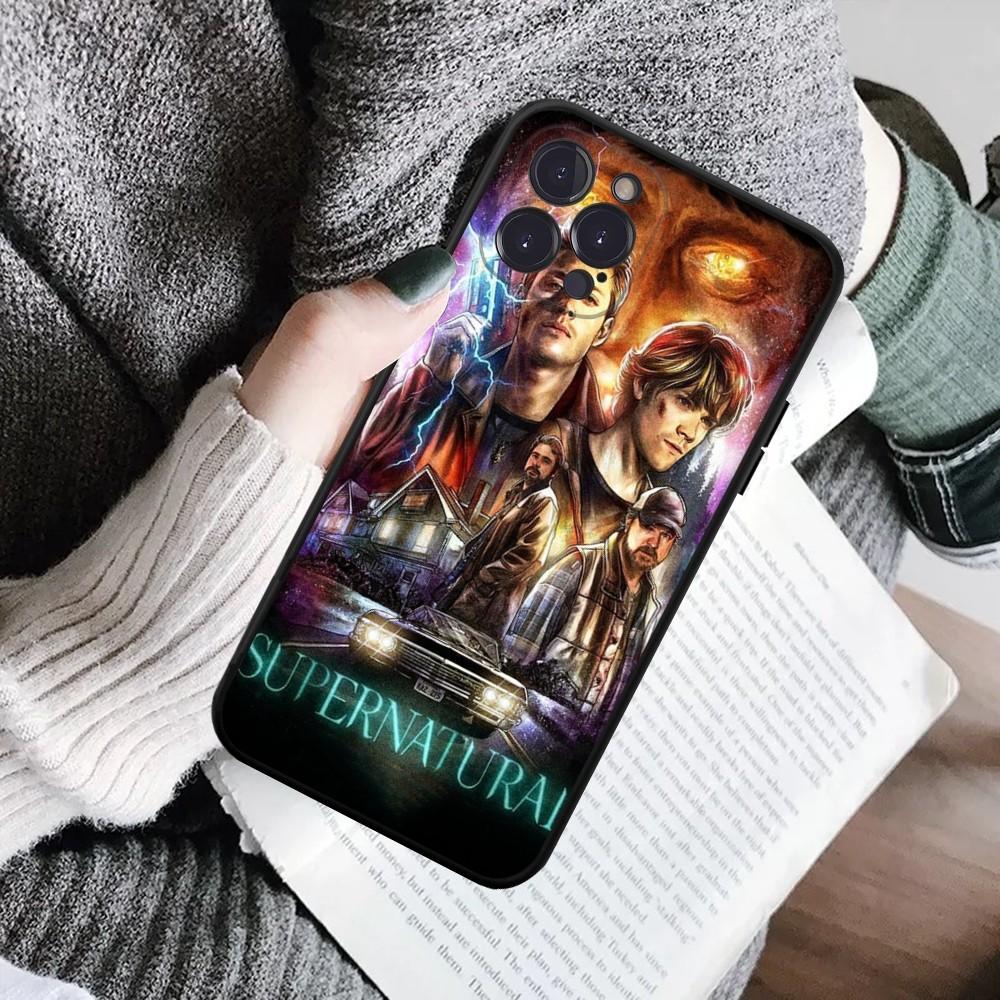 Чехол для телефона с изображением сериала «Сверхъестественное» для iPhone 16 15 8 7 6 6S Plus X SE XR XS 14 11 12 13 Mini Pro Max iPhone 15
Чехол для телефона с изображением сериала «Сверхъестественное» для iPhone 16 15 8 7 6 6S Plus X SE XR XS 14 11 12 13 Mini Pro Max iPhone 15