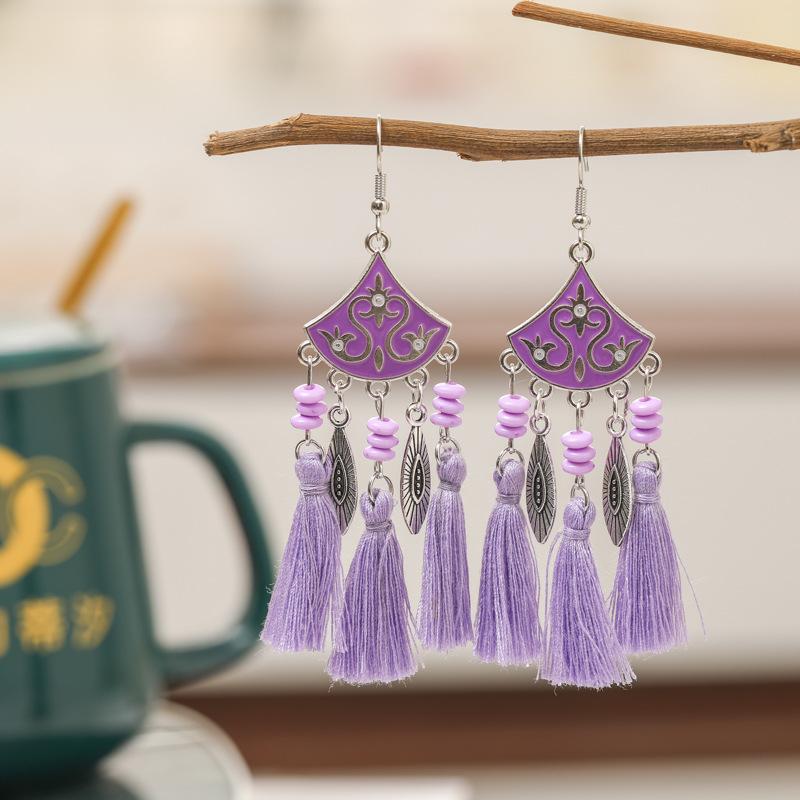 Модні сережки-краплі для жіночих прикрас фіолетовий
Модні сережки-краплі для жіночих прикрас фіолетовий