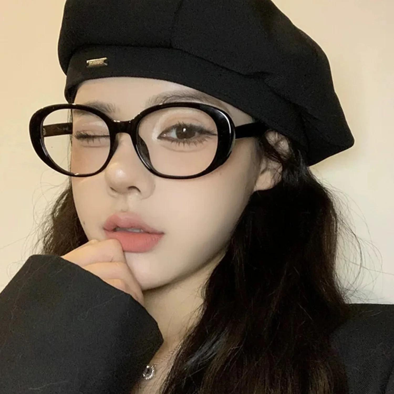 NEW Fashion Women Cat Eye Plain Glasses for Girls Pc Frame Glasses for Party Eyeglasses Metal Studs Square Frame Eyewear чорний
NEW Fashion Women Cat Eye Plain Glasses for Girls Pc Frame Glasses for Party Eyeglasses Metal Studs Square Frame Eyewear чорний