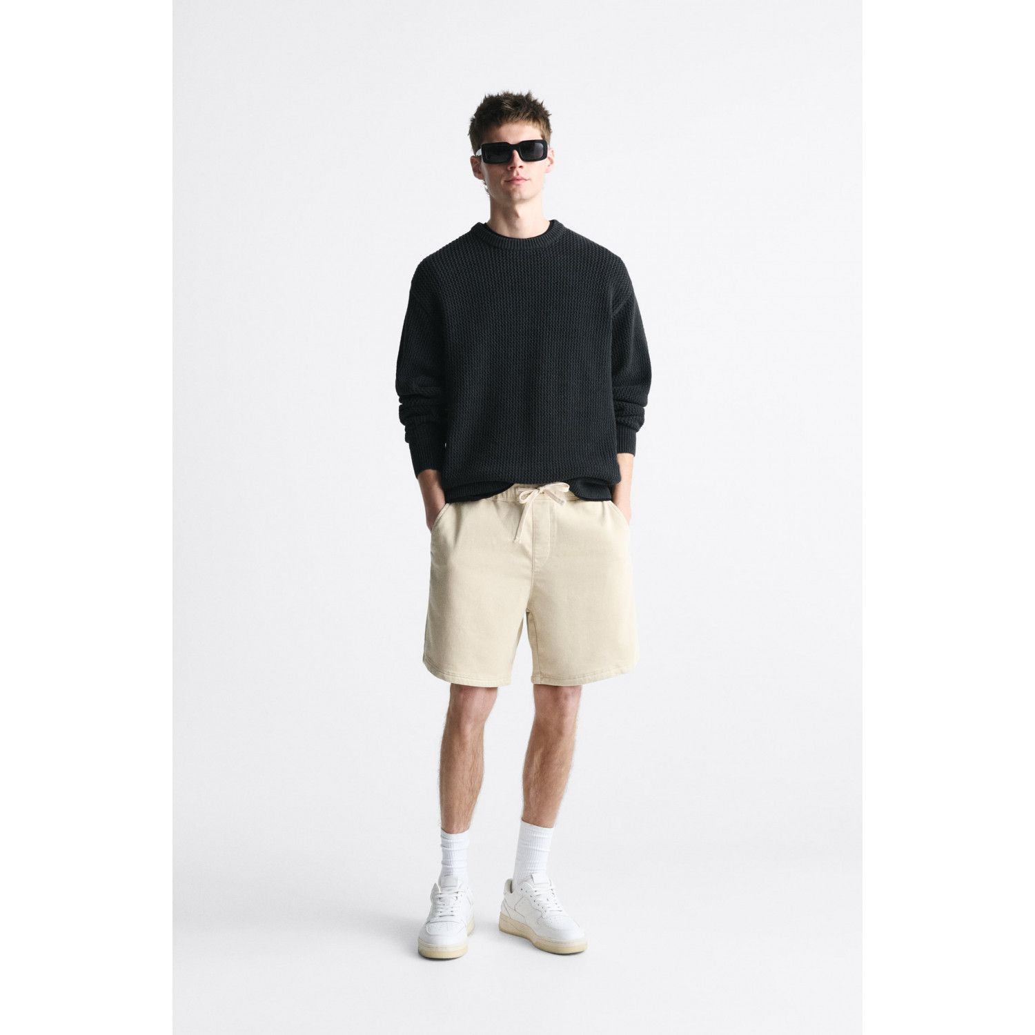SOFT DENIM BASIC BERMUDA SHORTS 
SOFT DENIM BASIC BERMUDA SHORTS