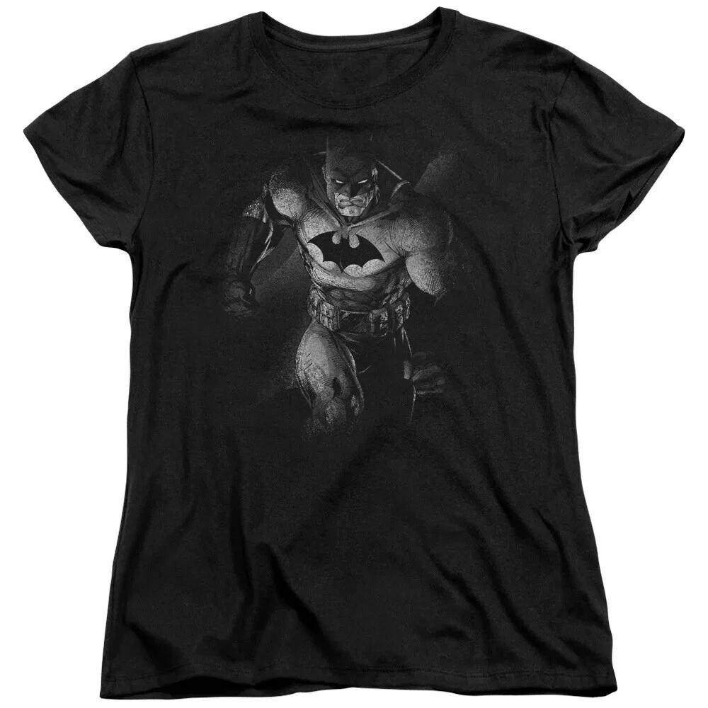 Batman Materialize Women s T-Shirt S
Batman Materialize Women s T-Shirt S