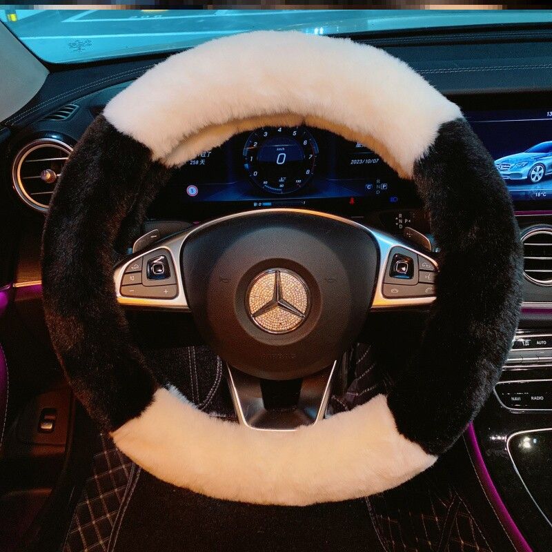 Car Steering Wheel Cover Winter Cartoon Plush Warm Handlebar Cover Non-Slip Cute All-Season Car Accessories Decoration Jinbei 750 Black and White Long Hair
Car Steering Wheel Cover Winter Cartoon Plush Warm Handlebar Cover Non-Slip Cute All-Season Car Accessories Decoration Jinbei 750 Black and White Long Hair