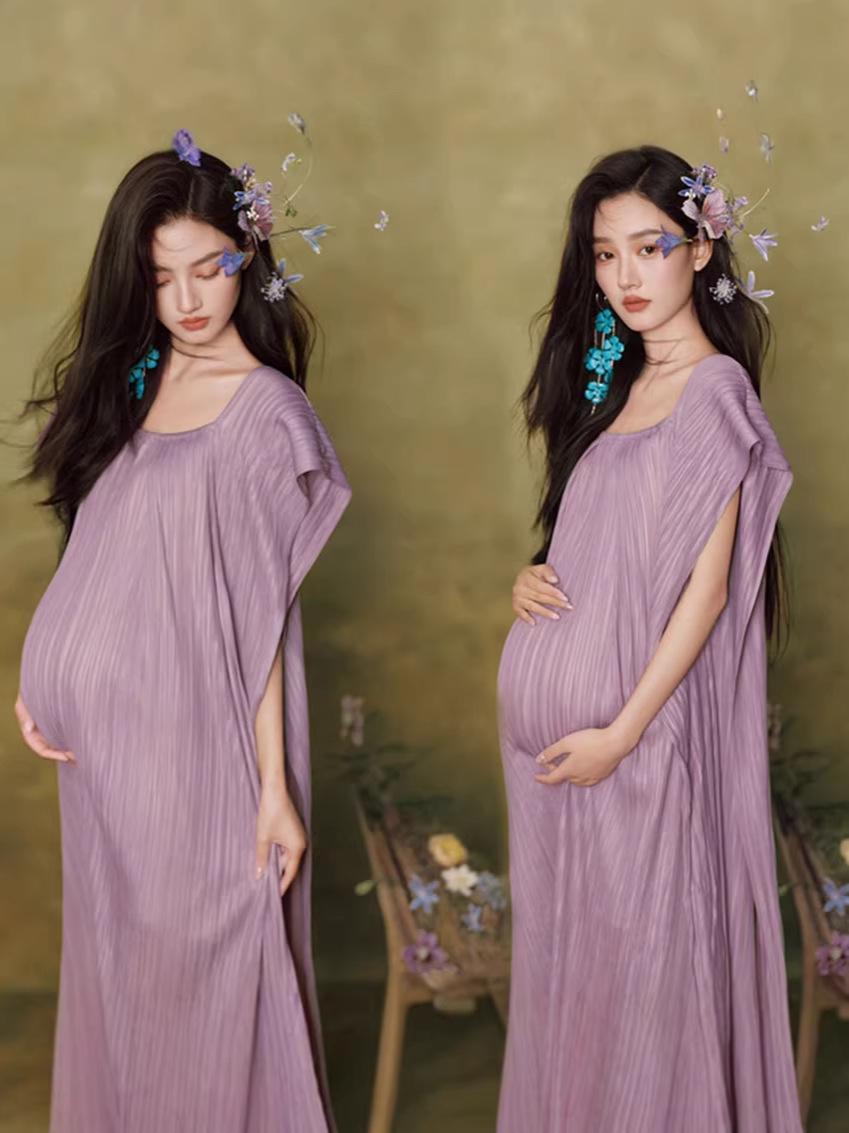 Purple Vintage High-End Maternity Dress for Photography One size
Purple Vintage High-End Maternity Dress for Photography One size