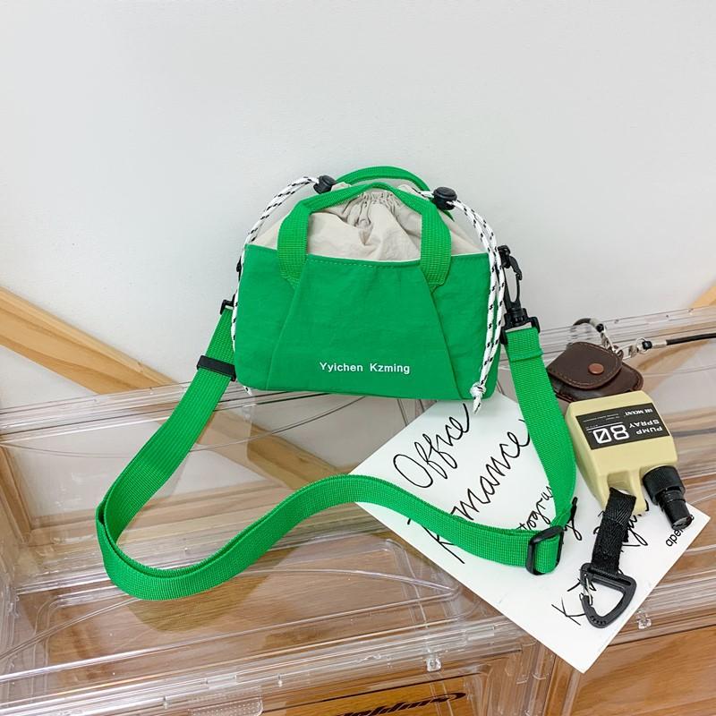 Casual bundle messenger bag men s sports cycling mobile phone bag outdoor outing umbrella bag contrasting color versatile shoulder bag women зелений
Casual bundle messenger bag men s sports cycling mobile phone bag outdoor outing umbrella bag contrasting color versatile shoulder bag women зелений