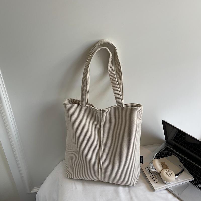 Stylish Versatile Top Handle Bagtexture Leisure Shoulder Bag Large Capacity Simple Corduroy Storage Bagsfor Women Autumn Winter білий
Stylish Versatile Top Handle Bagtexture Leisure Shoulder Bag Large Capacity Simple Corduroy Storage Bagsfor Women Autumn Winter білий