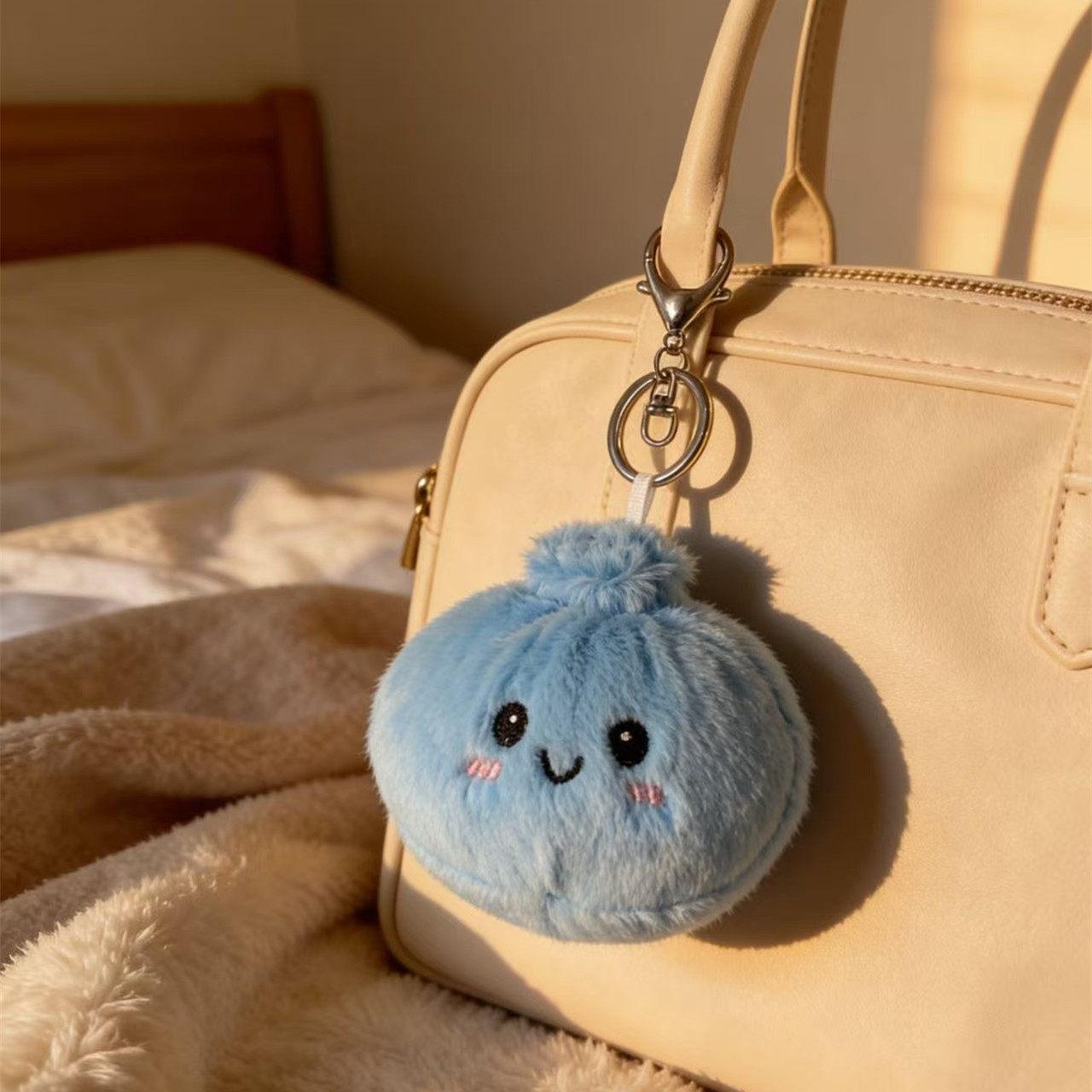 Cute Baozi Plush Charm – Mini Xiaolongbao Keychain & Bag Pendant! Adorable Chinese Dumpling Stuffed Toy for Foodies & Kawaii Lovers 10cm
Cute Baozi Plush Charm – Mini Xiaolongbao Keychain & Bag Pendant! Adorable Chinese Dumpling Stuffed Toy for Foodies & Kawaii Lovers 10cm
