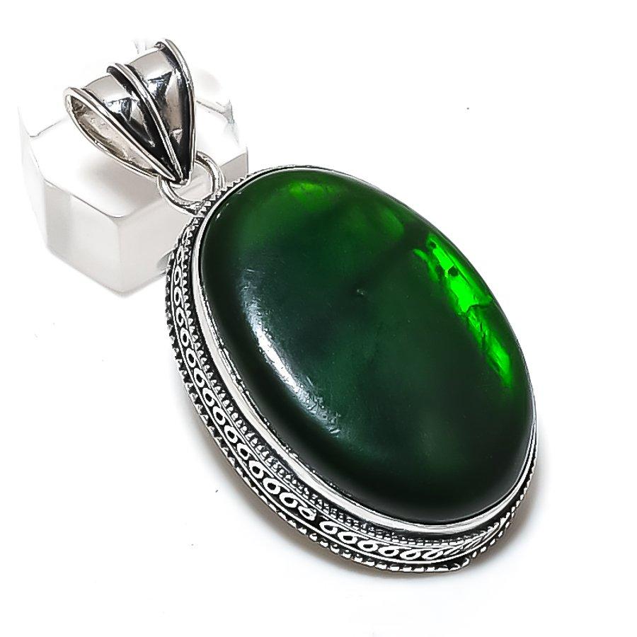 Green Labradorite Gemstone Handmade 925 Sterling Silver Pendant 2.25 w1u39
Green Labradorite Gemstone Handmade 925 Sterling Silver Pendant 2.25 w1u39