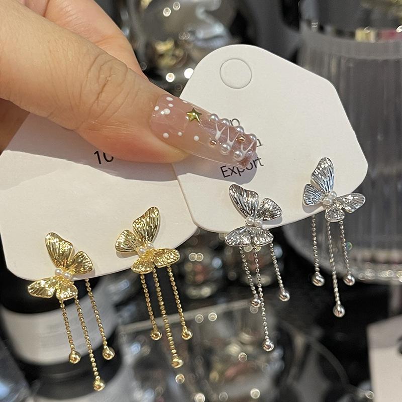 Pearl Butterfly Tassel Earrings Sweet Cold Wind Spice Girl Personality Earrings Fashion Light Luxury Premium Earrings
Pearl Butterfly Tassel Earrings Sweet Cold Wind Spice Girl Personality Earrings Fashion Light Luxury Premium Earrings