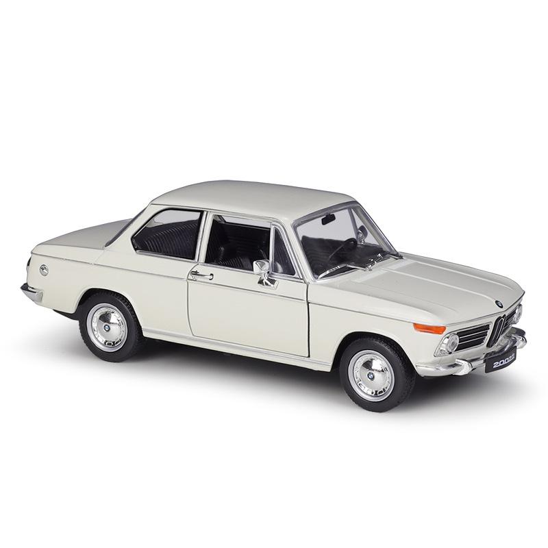 WELLY 1/24 BMW 2002 Ti Alloy Sports Car Model Diecast Metal Classic Retro Car Vehicles Model Simulation Collection Kids Toy Gift белый
WELLY 1/24 BMW 2002 Ti Alloy Sports Car Model Diecast Metal Classic Retro Car Vehicles Model Simulation Collection Kids Toy Gift белый