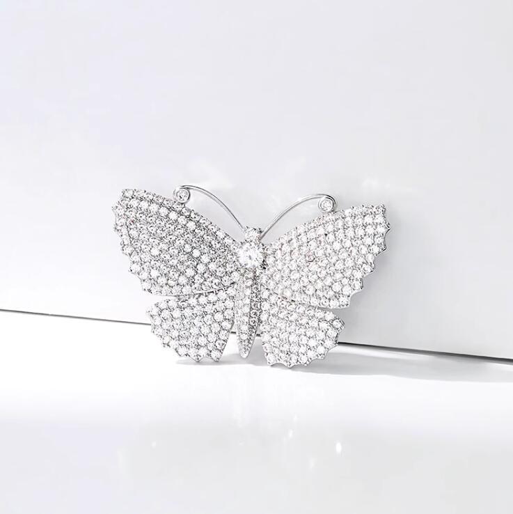 Beaut&Berry Full Rhinestone Butterfly Brooches for Women Insect Pins Casual Party Accessories New Year Gifts Friends Decoration срібний
Beaut&Berry Full Rhinestone Butterfly Brooches for Women Insect Pins Casual Party Accessories New Year Gifts Friends Decoration срібний