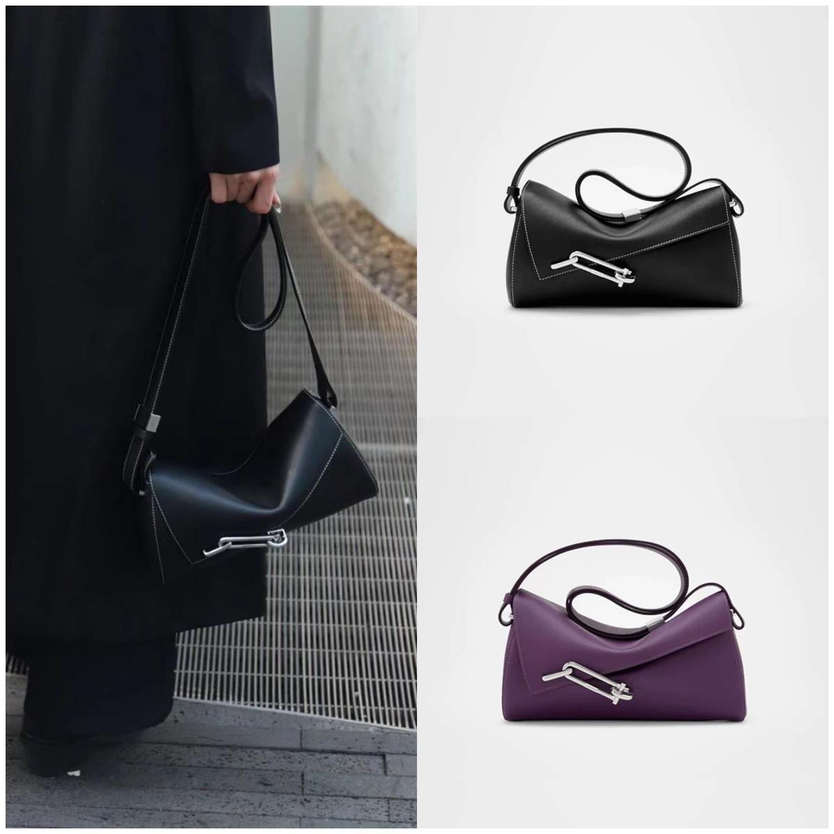 Lock box bag Color small square bag Niche fashion versatile men s and women s bags Oblique cross armpit bag
Lock box bag Color small square bag Niche fashion versatile men s and women s bags Oblique cross armpit bag