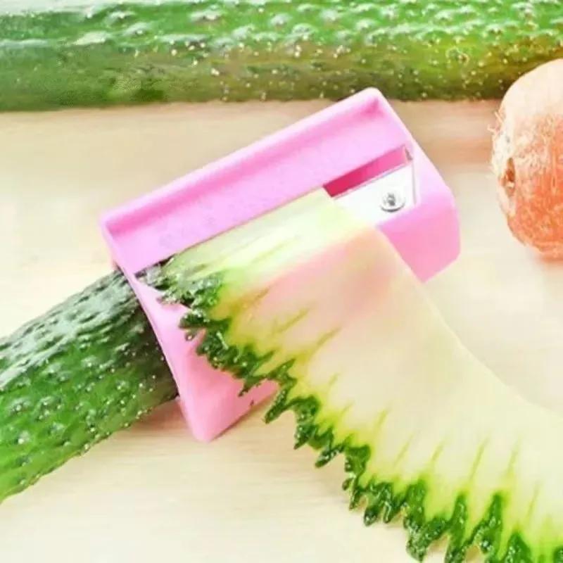 Carrot Cucumber Sharpener Peeler Kitchen Tool Vegetable Fruit Curl Slicer Cooking Gadget Home Gadgets світло-зелений колір
Carrot Cucumber Sharpener Peeler Kitchen Tool Vegetable Fruit Curl Slicer Cooking Gadget Home Gadgets світло-зелений колір