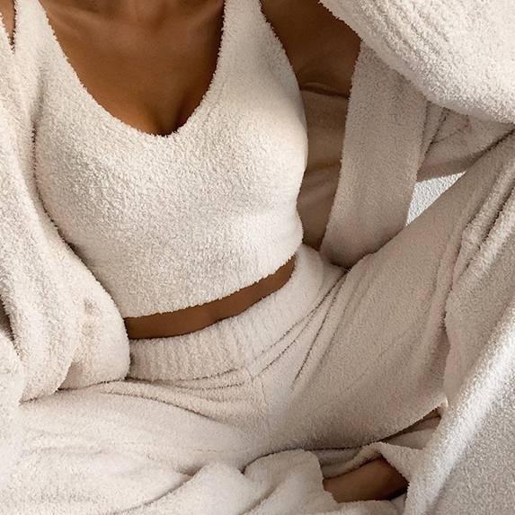 Жіночий модний однотонний плюшевий светр, в’язаний жилет з V-подібним вирізом, укорочений топ і довгі брюки, костюм-двійка XL білий
Жіночий модний однотонний плюшевий светр, в’язаний жилет з V-подібним вирізом, укорочений топ і довгі брюки, костюм-двійка XL білий