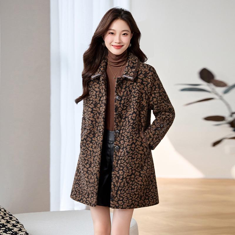 Women s Autumn & Winter Wool Coat: Korean Style Slim Fit, Cotton-Padded Lapel Outerwear L (110-120 jin) кавовий
Women s Autumn & Winter Wool Coat: Korean Style Slim Fit, Cotton-Padded Lapel Outerwear L (110-120 jin) кавовий